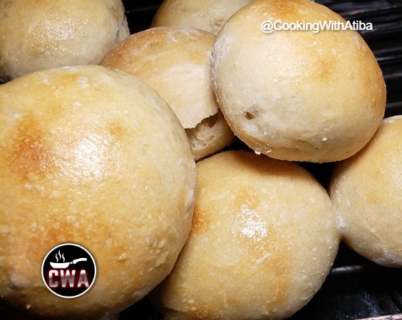 Easy 4 Ingredient No Knead Rolls